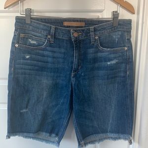 Women’s Joe’s Jeans The Finn mid rise Bermuda short with deconstructed hem